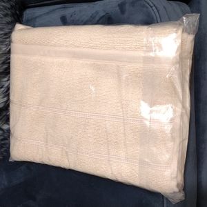 Hudson Park Supreme Tub Mat